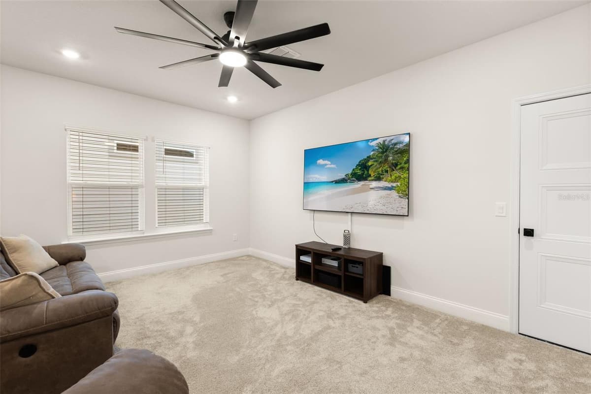 16974 CEDAR VALLEY CIRCLE — photo 15 of 34