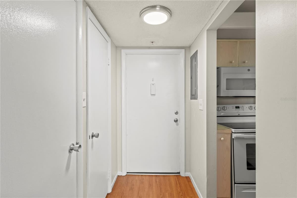 2020 ATLANTIC AVENUE — photo 4 of 18