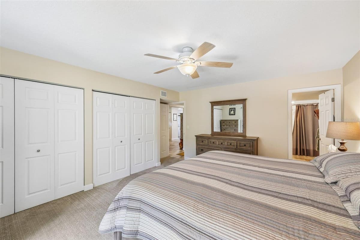 5400 34TH STREET — photo 19 of 25