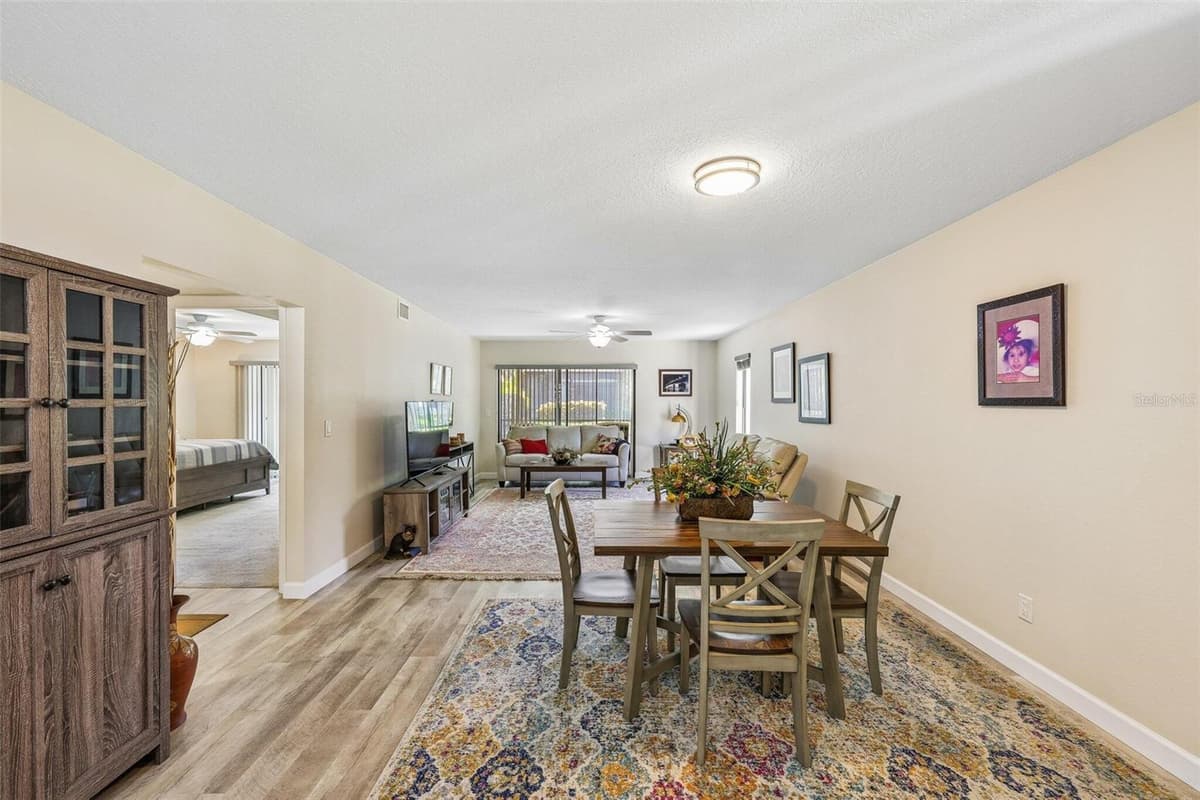 5400 34TH STREET — photo 15 of 25