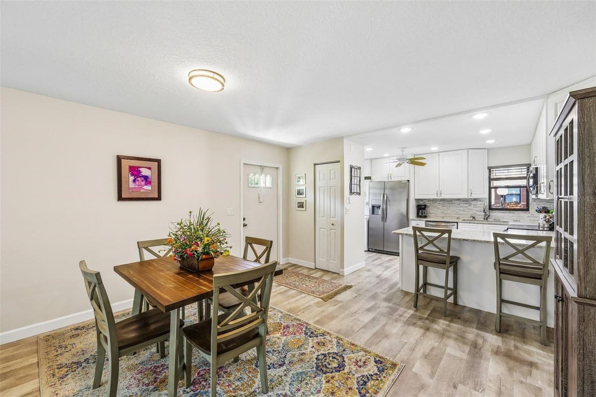 5400 34TH STREET — photo 7 of 25