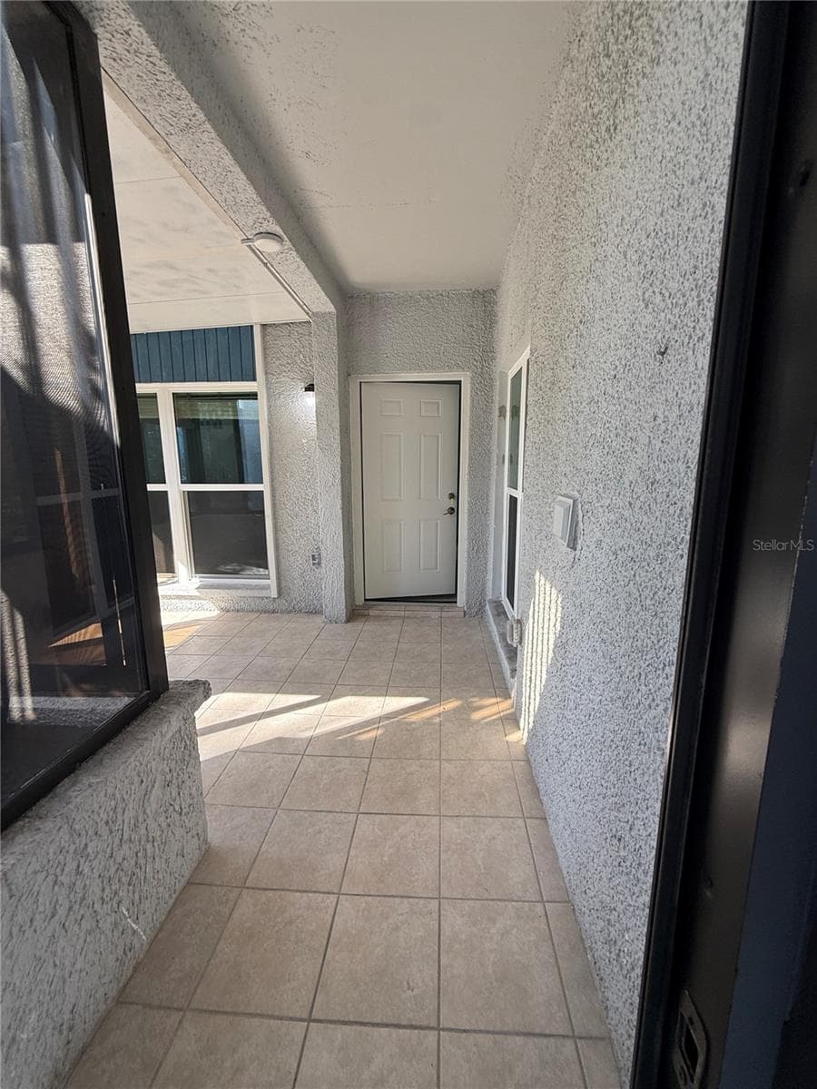179 MEDALLION BOULEVARD — photo 7 of 37