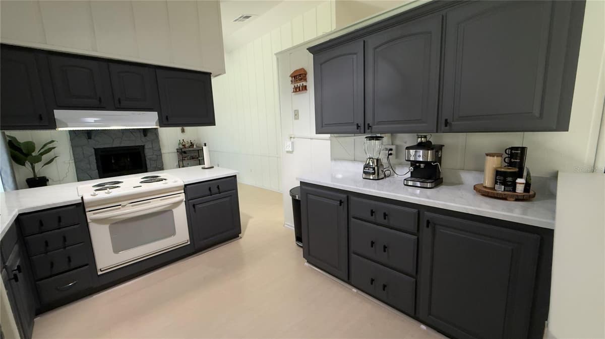 200 PANAMA ROAD — photo 10 of 26