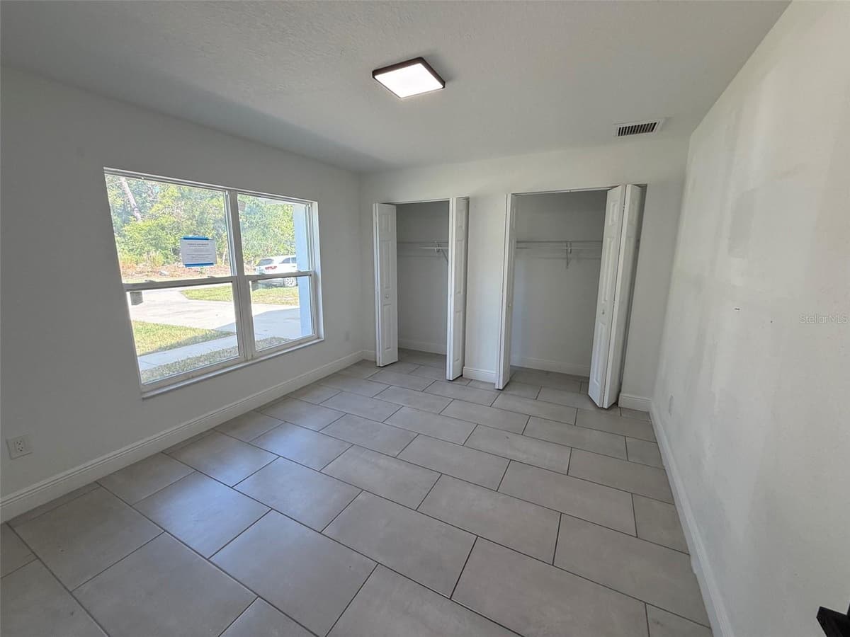 5112 PACIFIC AVENUE — photo 14 of 20