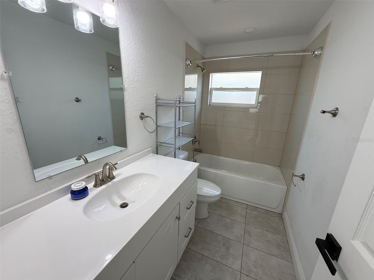 5112 PACIFIC AVENUE — photo 15 of 20