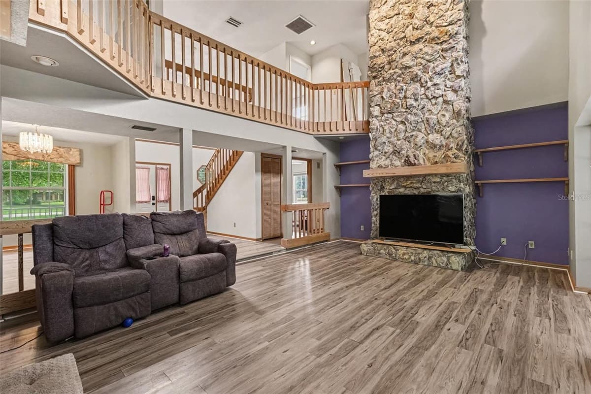 10703 GALLOP PLACE — photo 3 of 22
