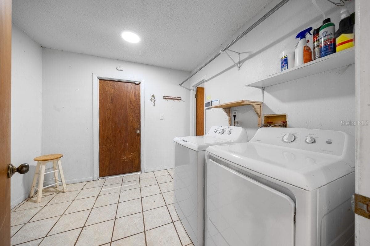 11318 CIRCLE WAY — photo 32 of 40