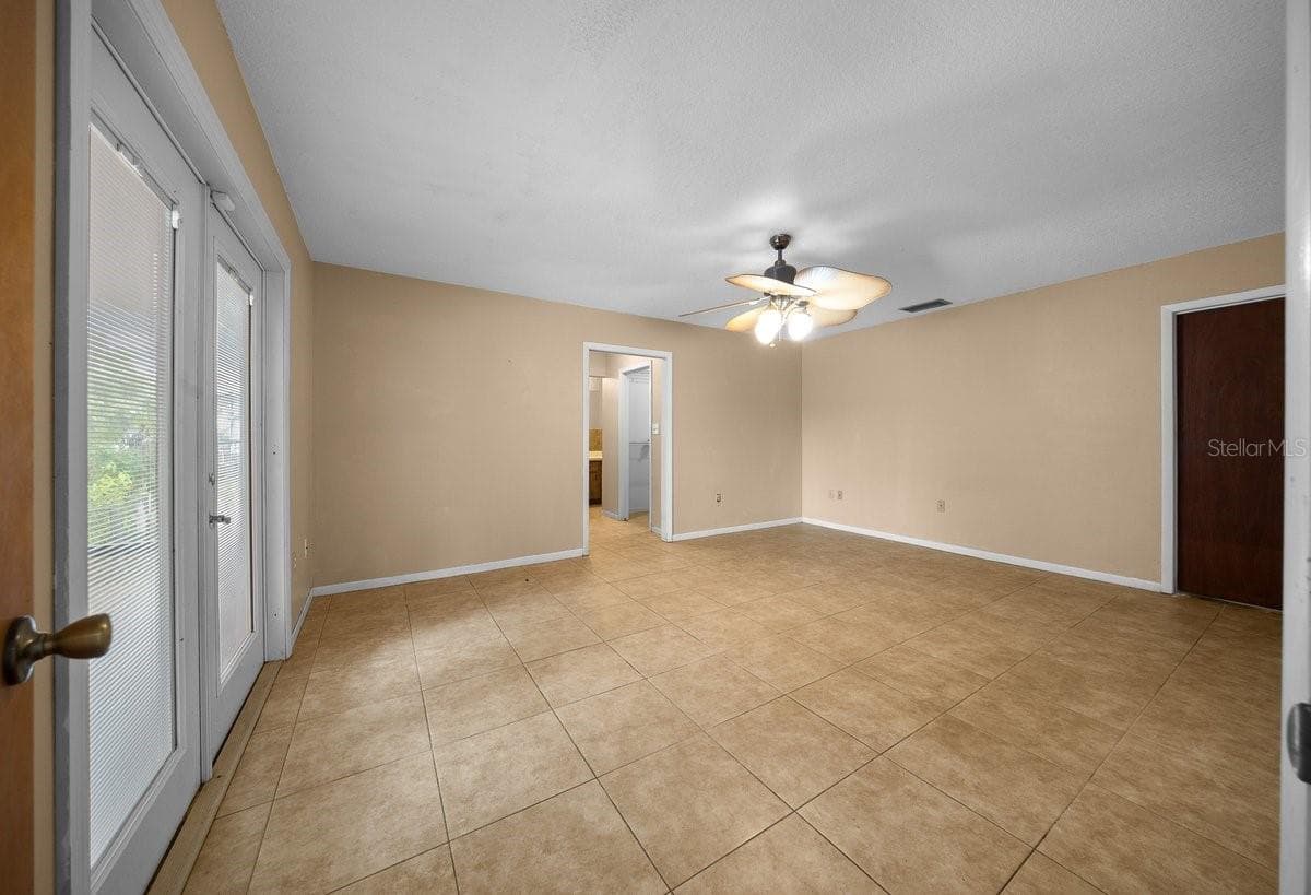 11318 CIRCLE WAY — photo 19 of 40