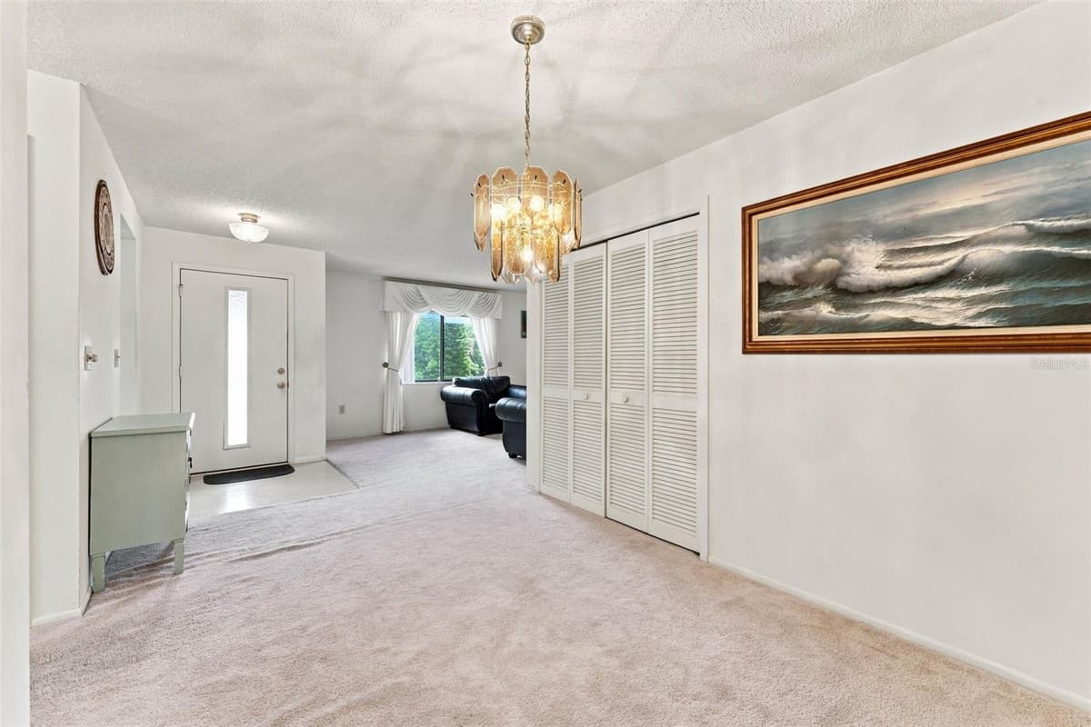 8024 FEATHER COURT — photo 6 of 33