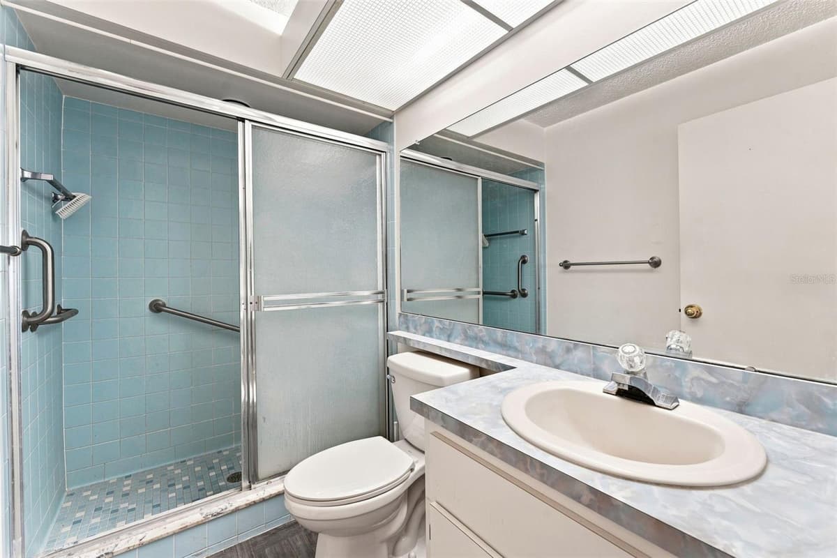 8024 FEATHER COURT — photo 16 of 33