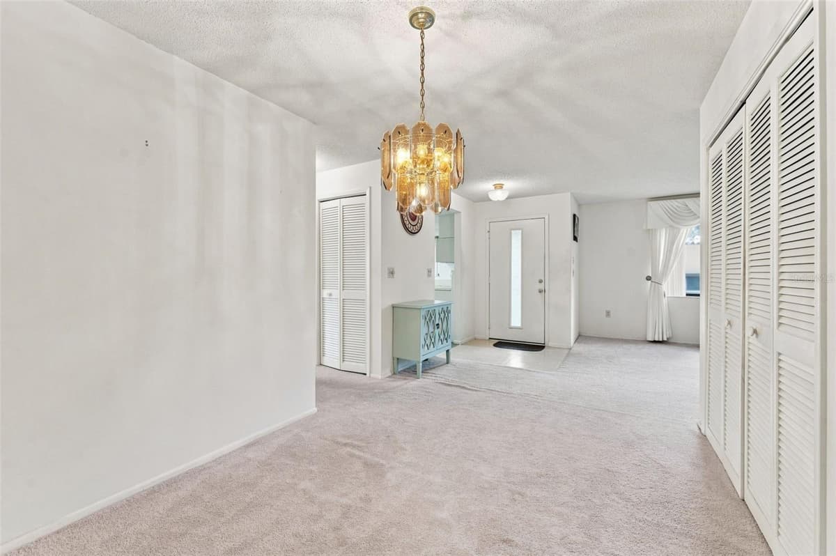 8024 FEATHER COURT — photo 5 of 33