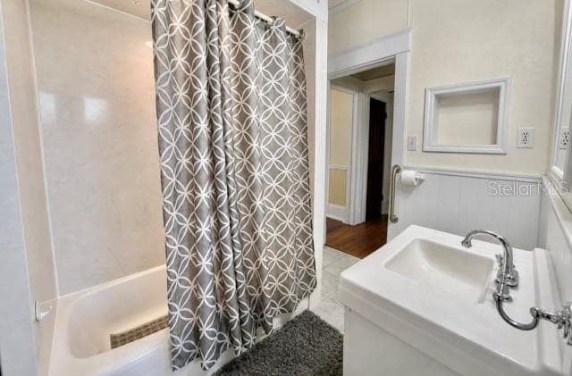4510 MOUNT VERNON AVENUE — photo 9 of 52