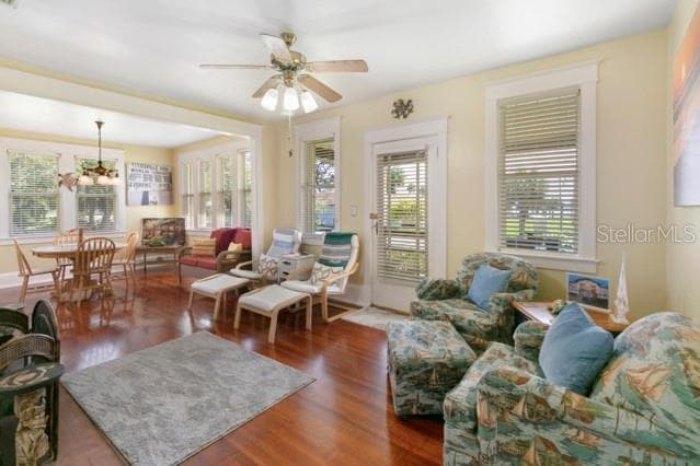 4510 MOUNT VERNON AVENUE — photo 40 of 52