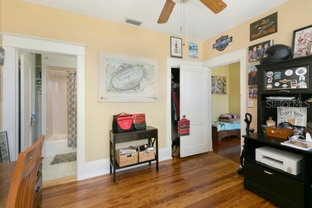 4510 MOUNT VERNON AVENUE — photo 41 of 52