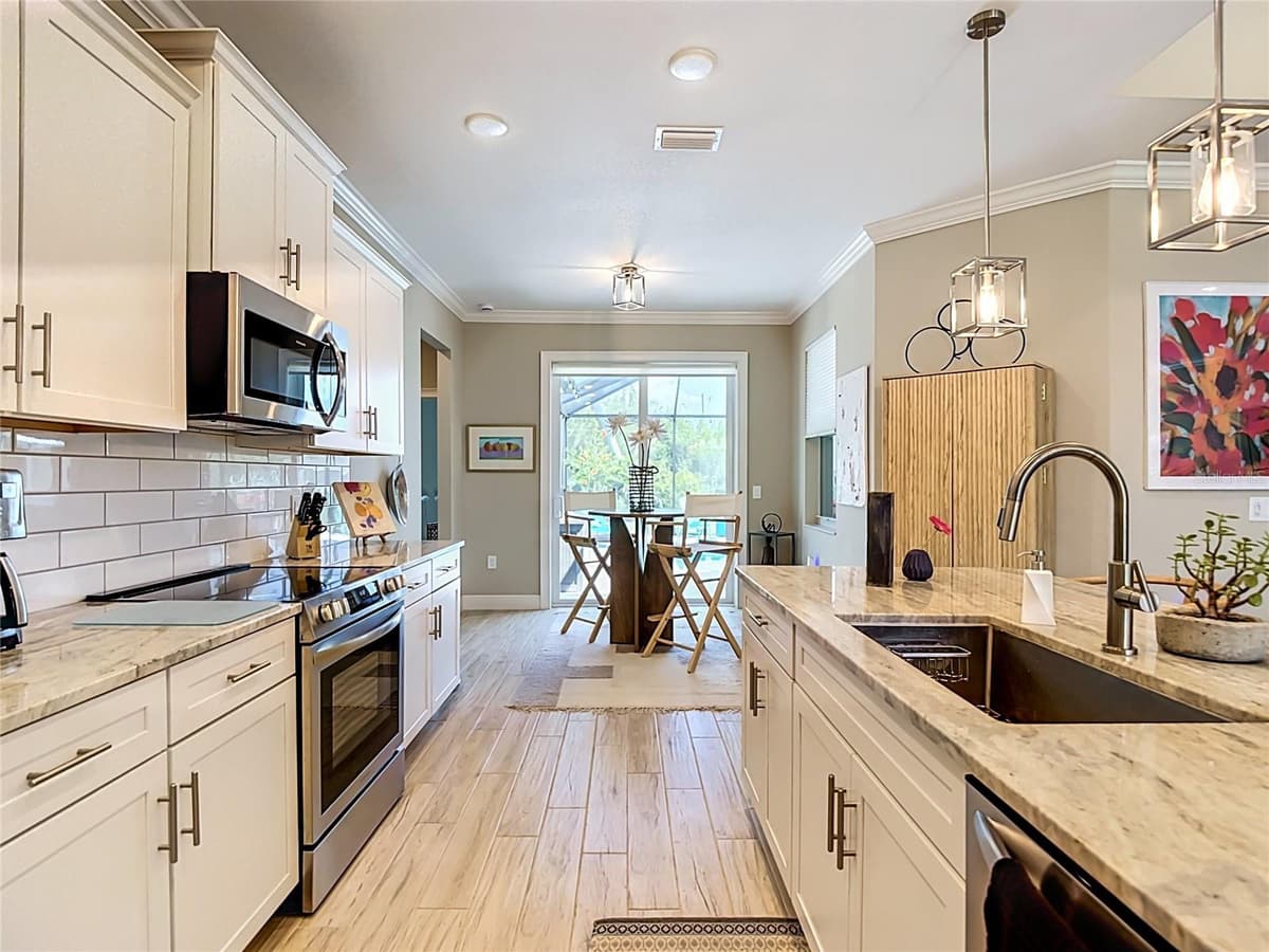 16155 DINAL DRIVE — photo 14 of 53