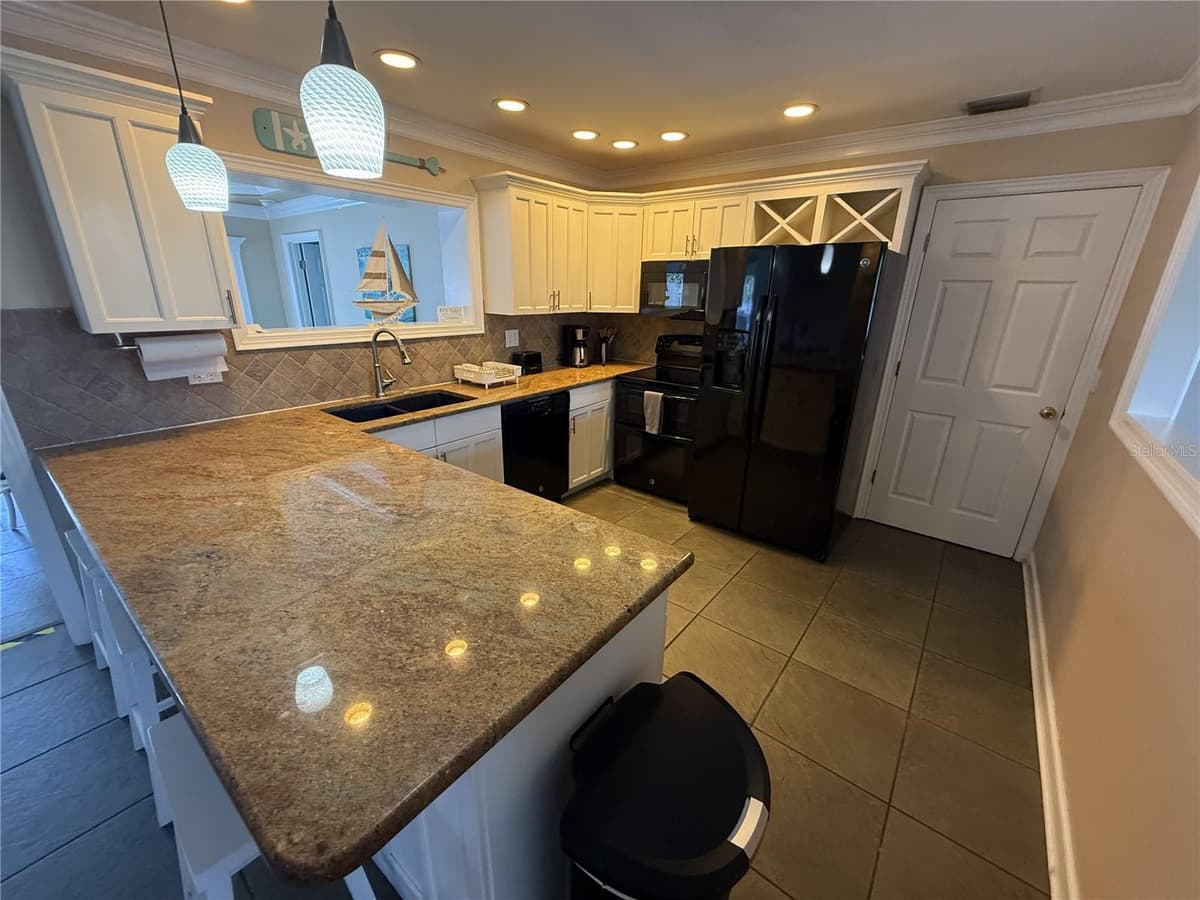 2398 NOLAN DRIVE — photo 6 of 33
