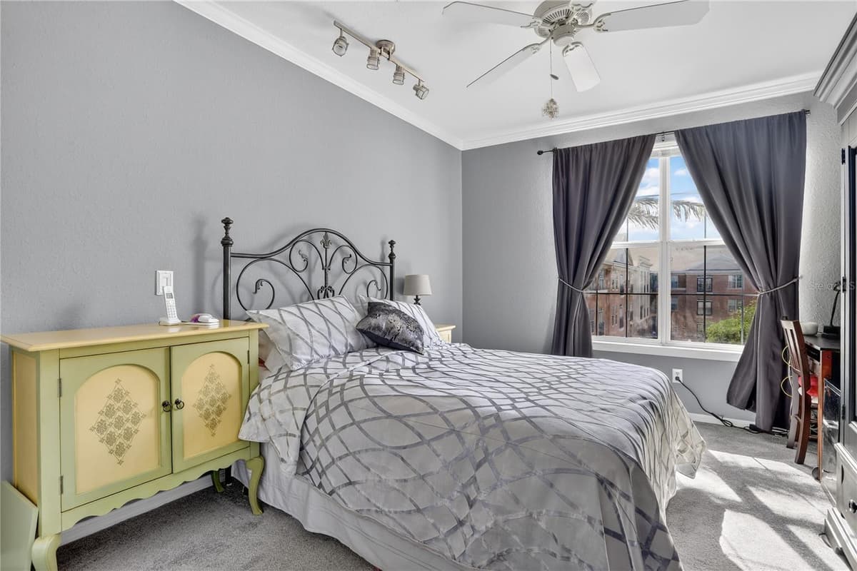 4221 SPRUCE STREET — photo 15 of 23
