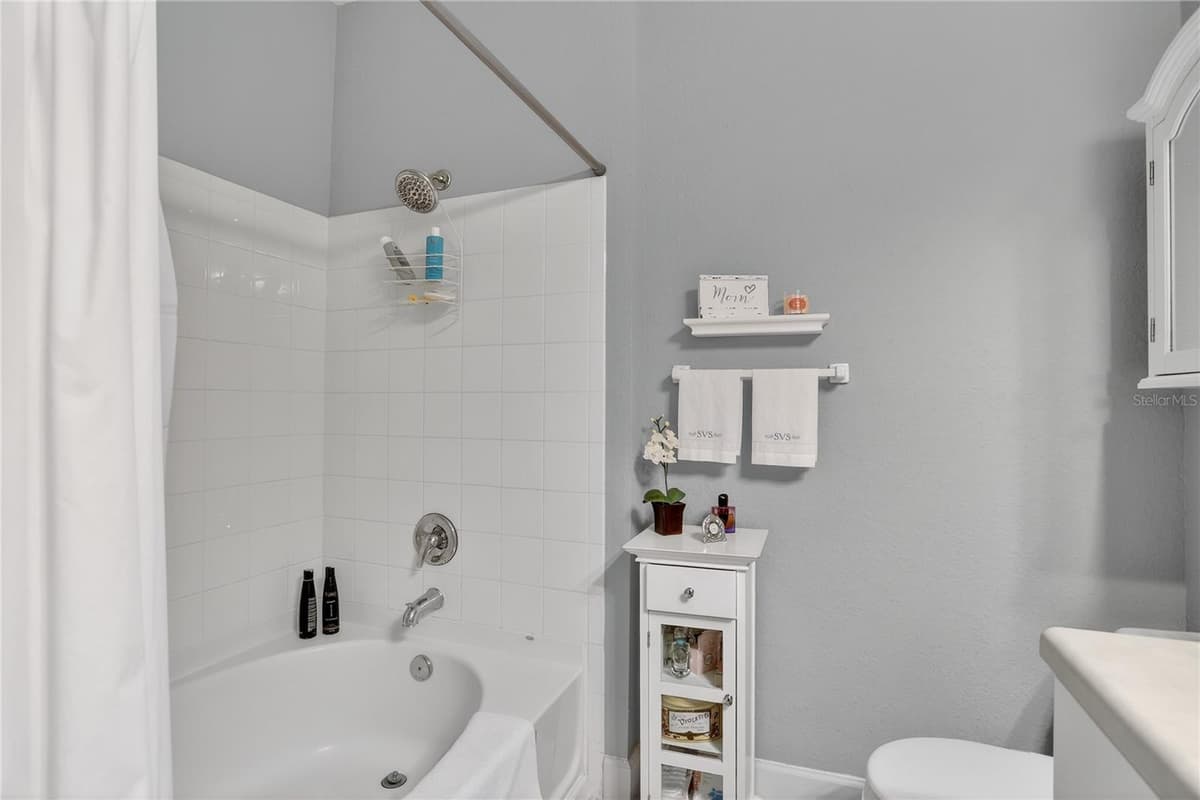 4221 SPRUCE STREET — photo 13 of 23
