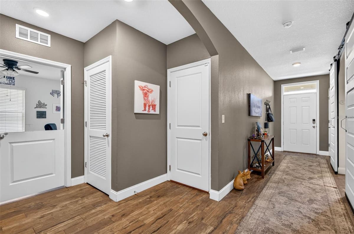 35900 HILLBROOK AVENUE — photo 7 of 43