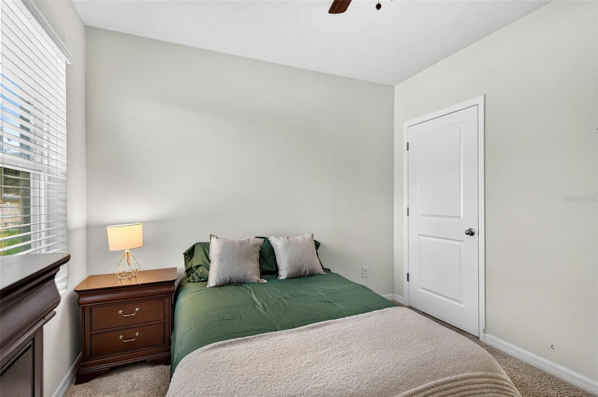 35900 HILLBROOK AVENUE — photo 23 of 43
