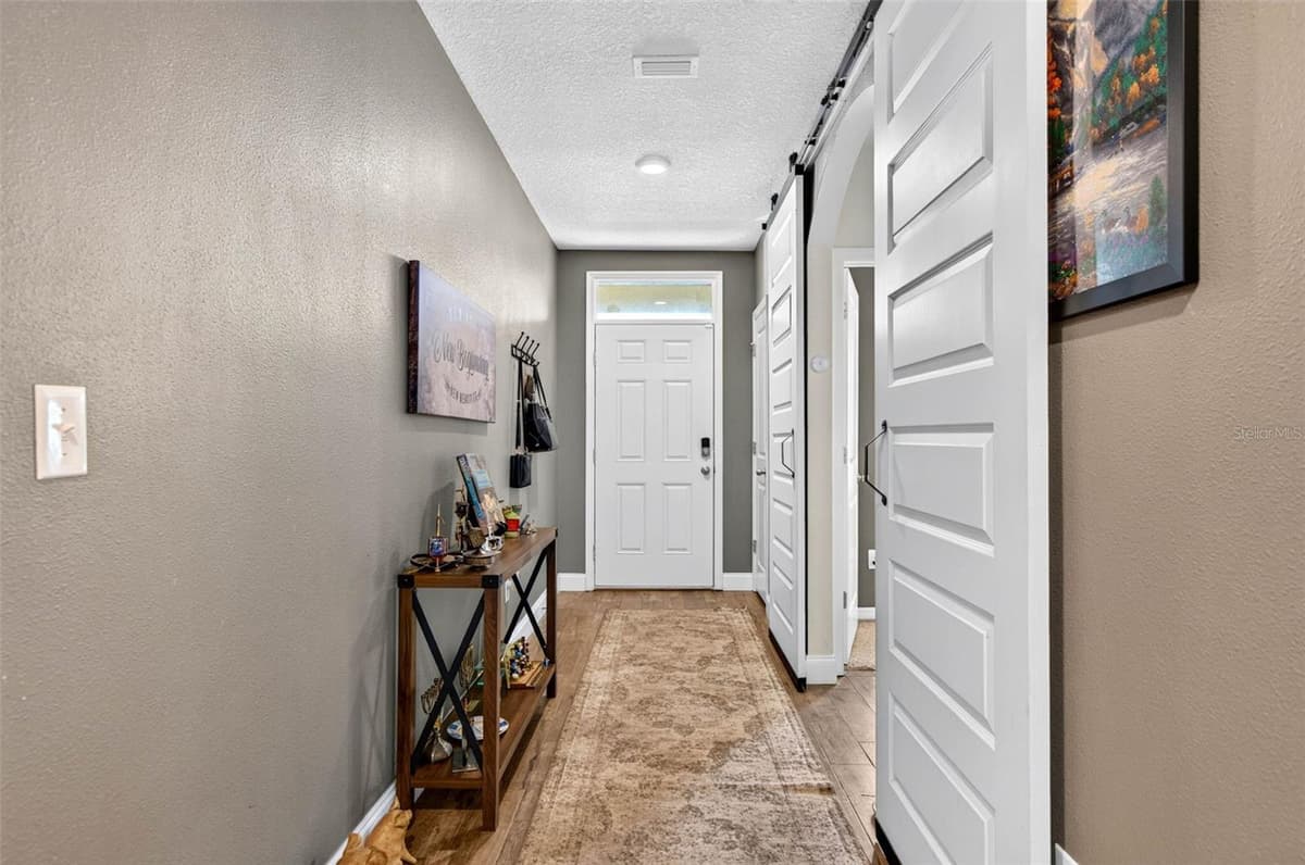 35900 HILLBROOK AVENUE — photo 6 of 43