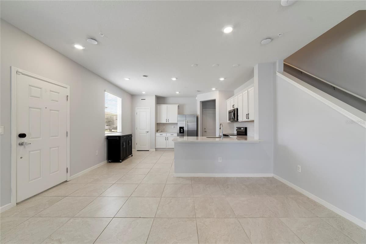 2857 CLEVER LANE — photo 9 of 26