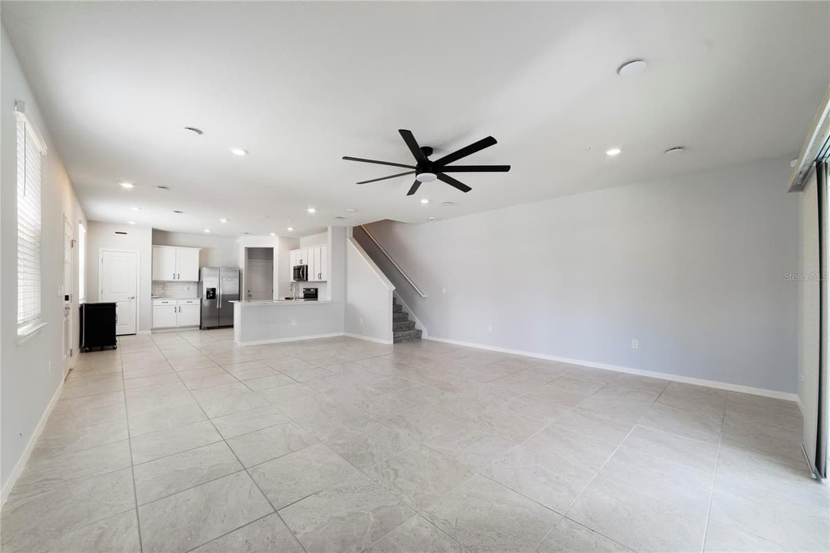 2857 CLEVER LANE — photo 8 of 26