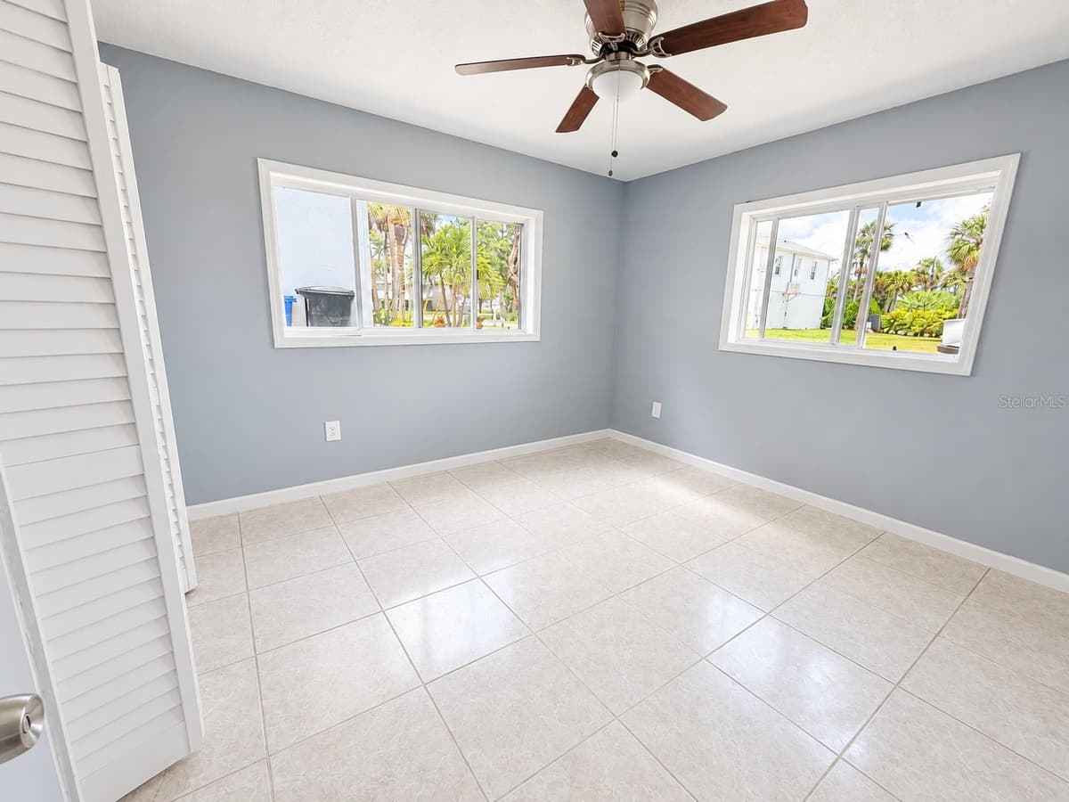 4824 LIMESTONE DRIVE — photo 12 of 23