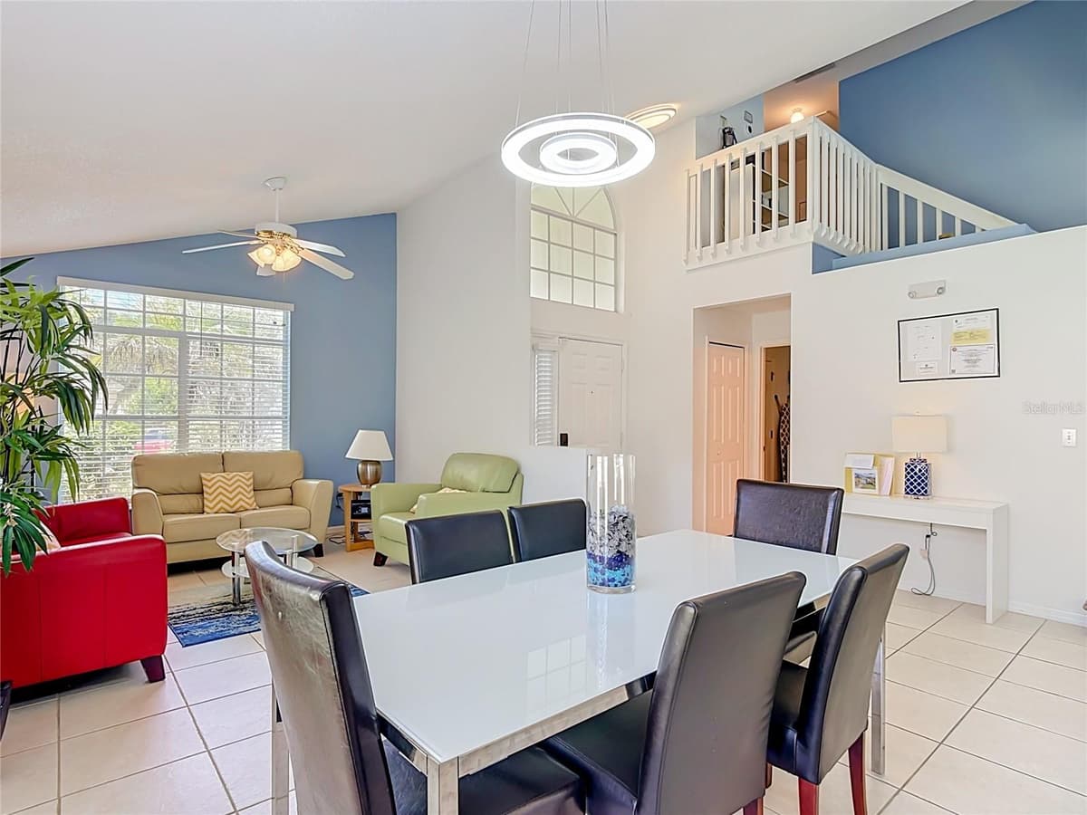 906 MONTANA AVENUE — photo 11 of 61