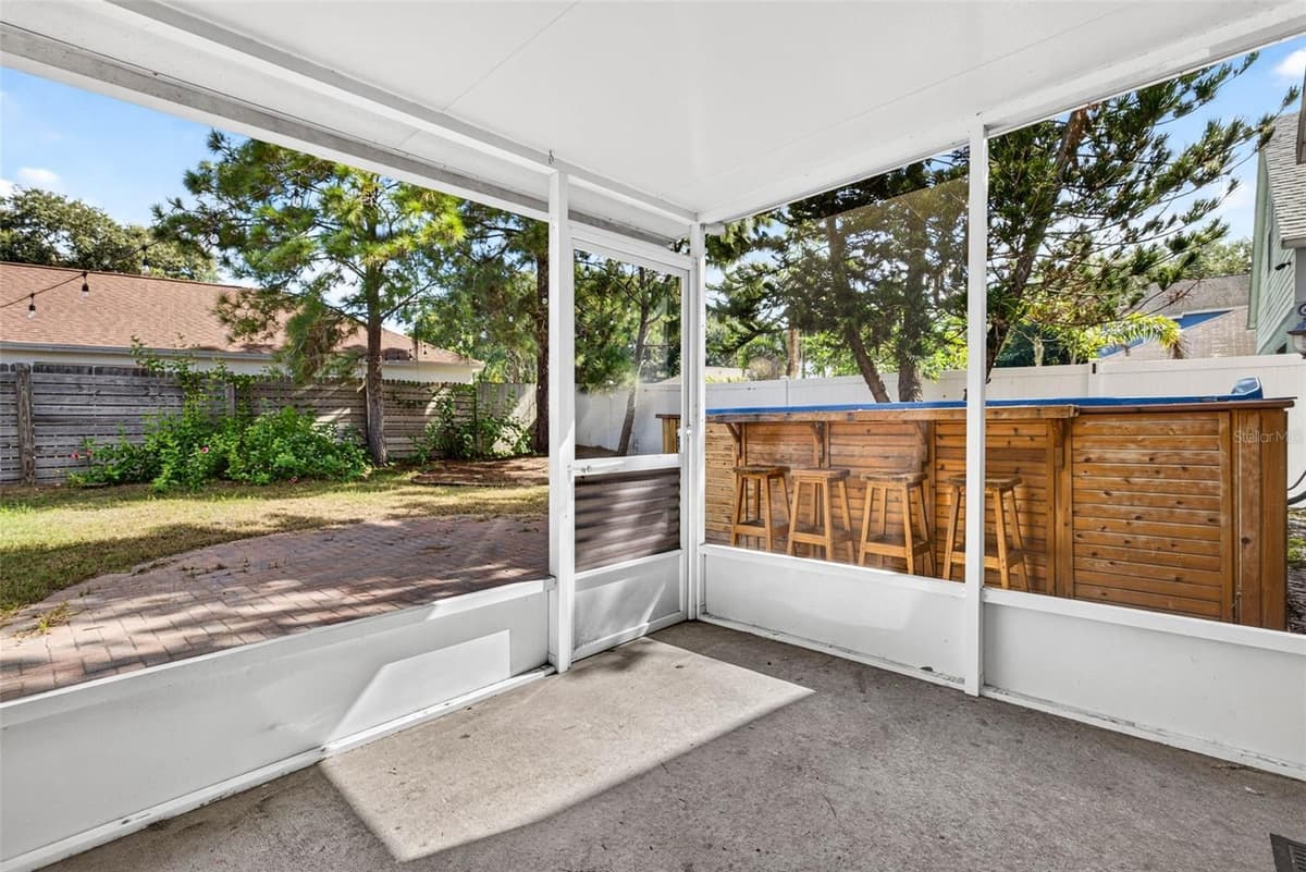 10521 LAKESIDE VISTA DRIVE — photo 46 of 53
