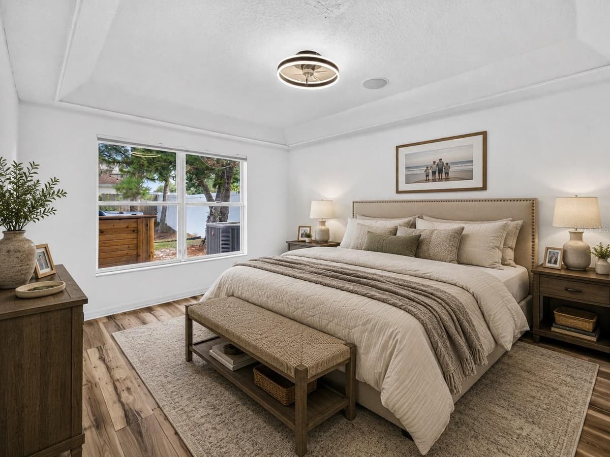10521 LAKESIDE VISTA DRIVE — photo 5 of 53