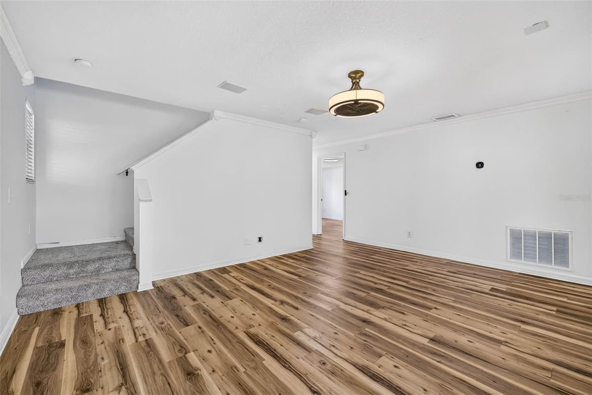 10521 LAKESIDE VISTA DRIVE — photo 19 of 53