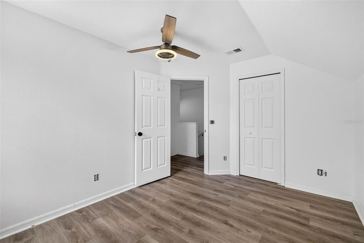 10521 LAKESIDE VISTA DRIVE — photo 39 of 53