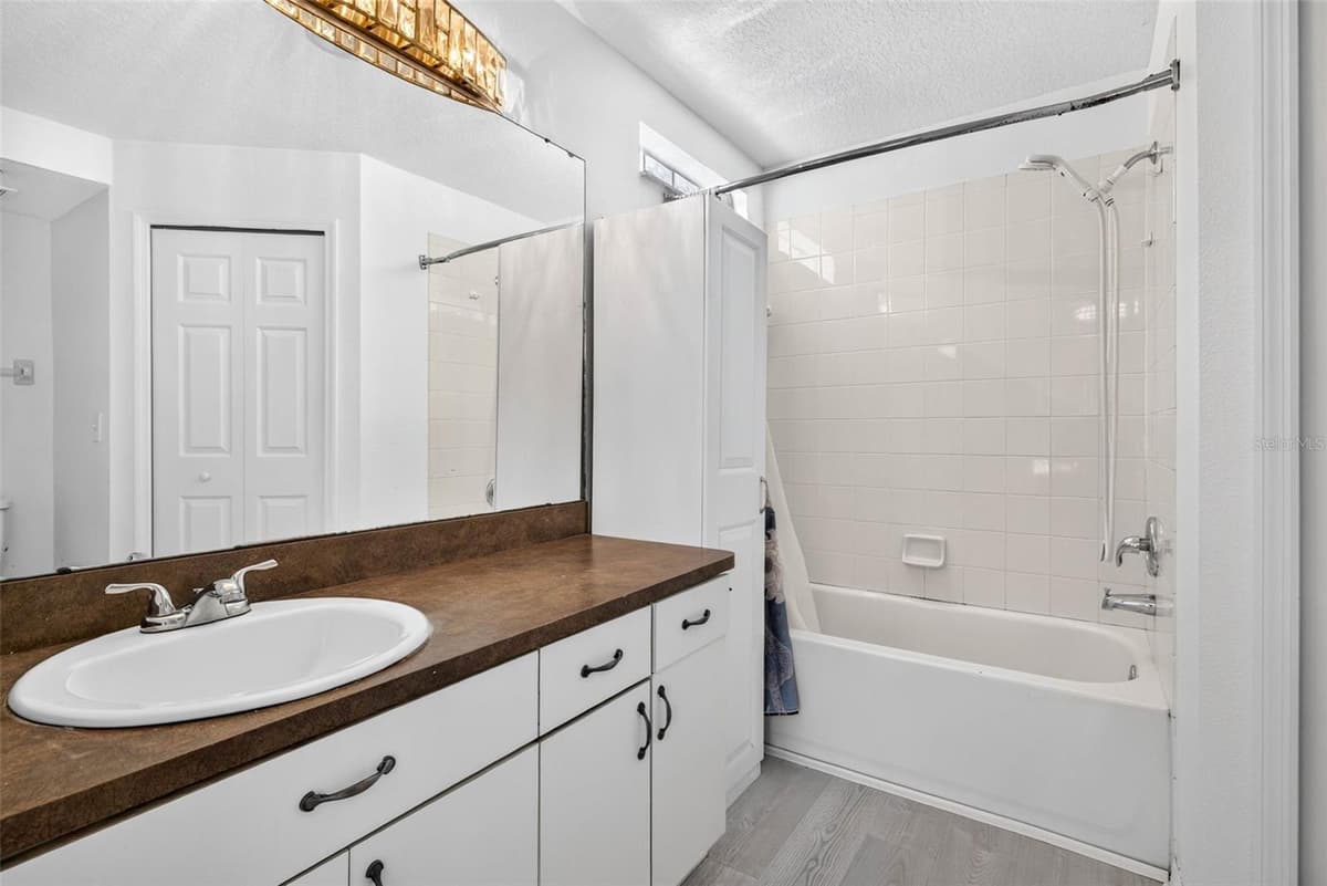 10521 LAKESIDE VISTA DRIVE — photo 30 of 53
