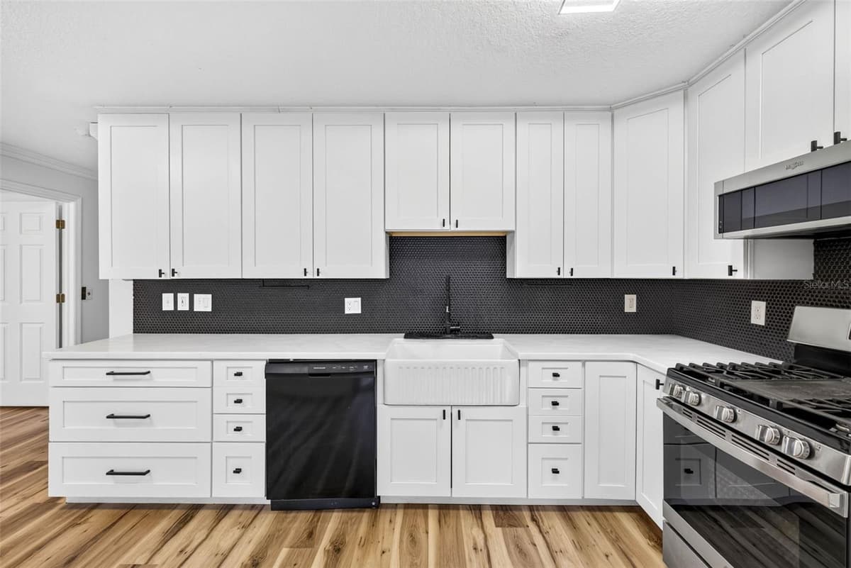 10521 LAKESIDE VISTA DRIVE — photo 25 of 53
