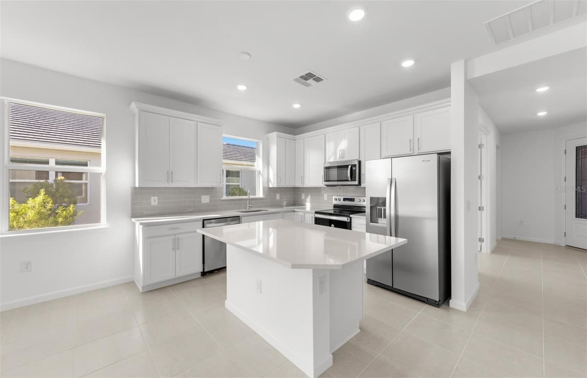 6855 CALI COURT — photo 11 of 29