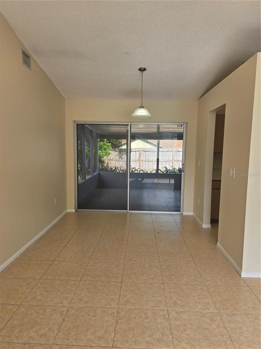 8507 CALADESI ISLAND DRIVE — photo 9 of 25