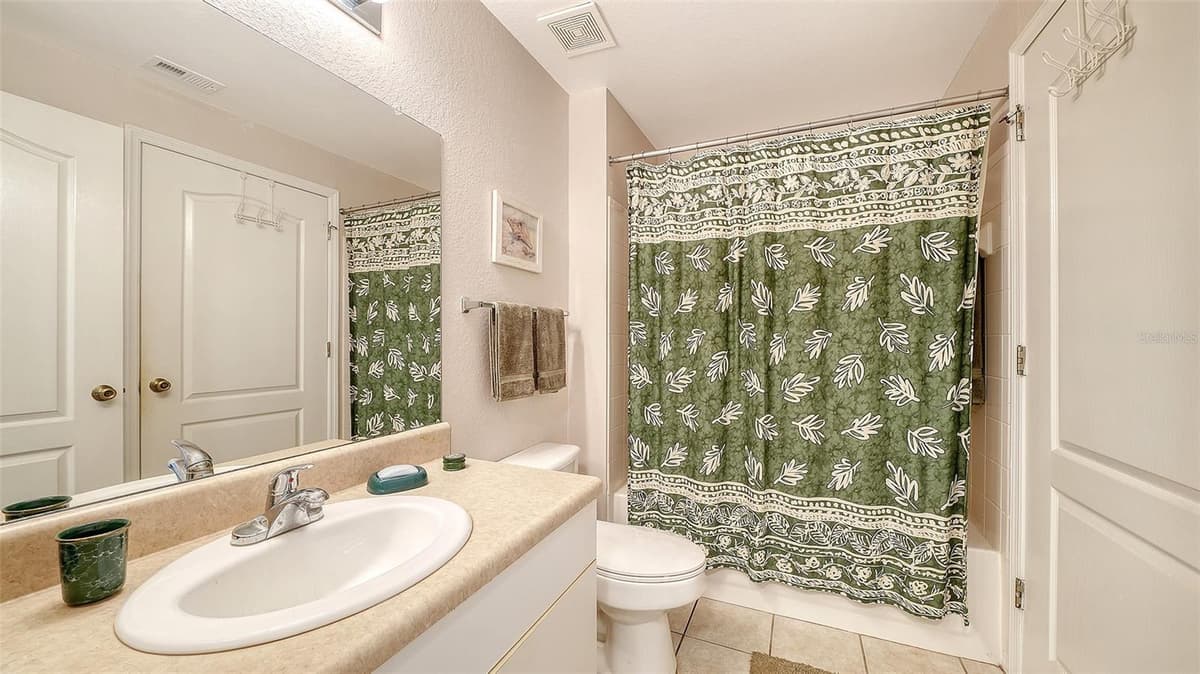 4126 CENTRAL SARASOTA PARKWAY — photo 23 of 87