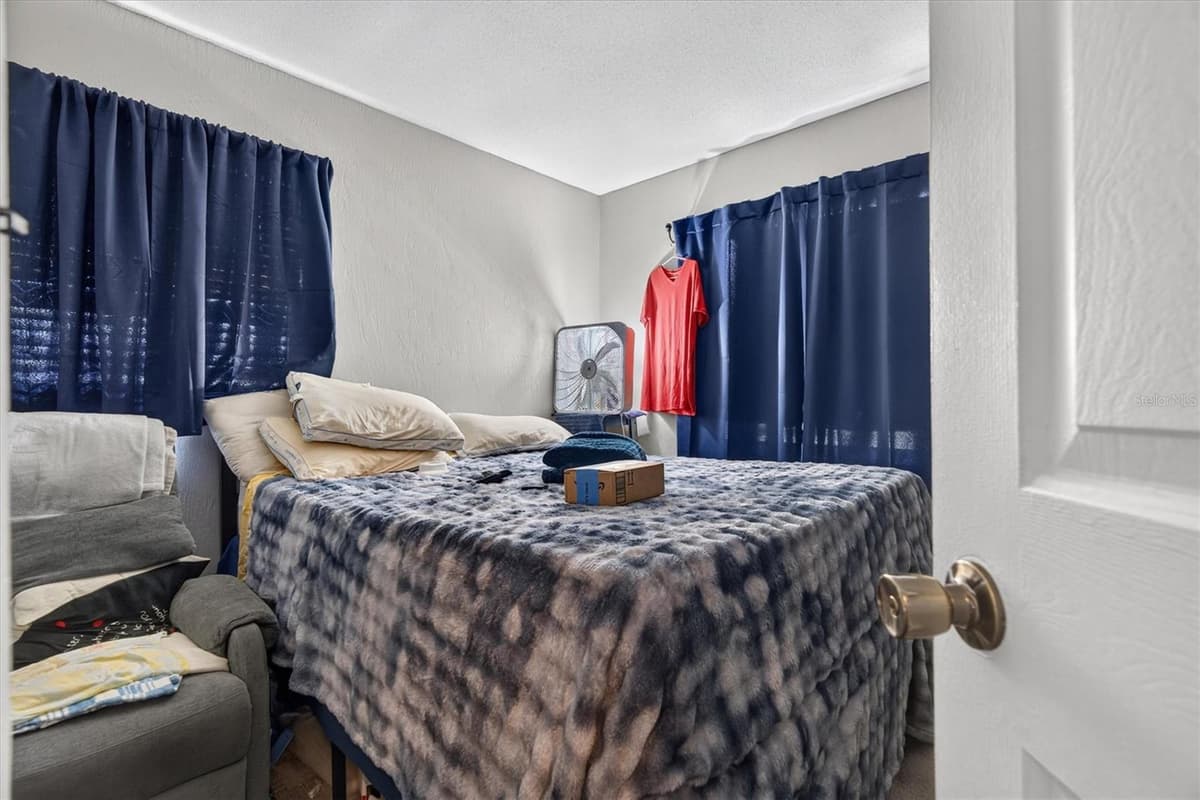 1602 PATRICK CIRCLE — photo 19 of 33
