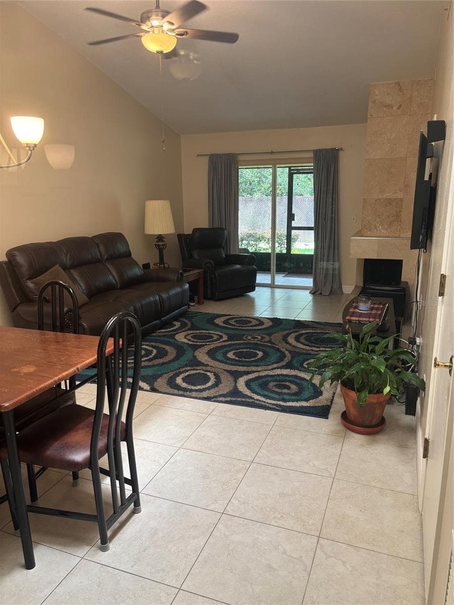 283 HILL STREET — photo 3 of 14