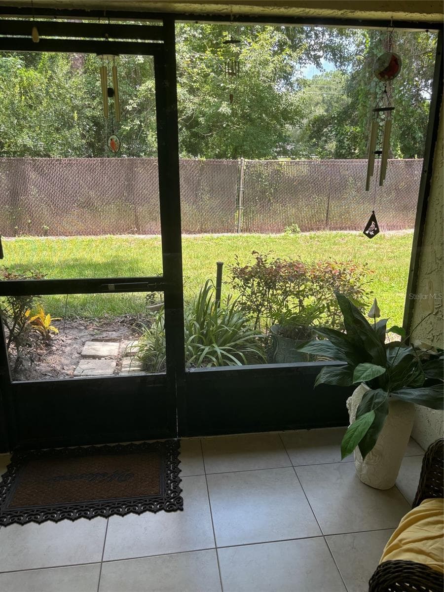 283 HILL STREET — photo 14 of 14