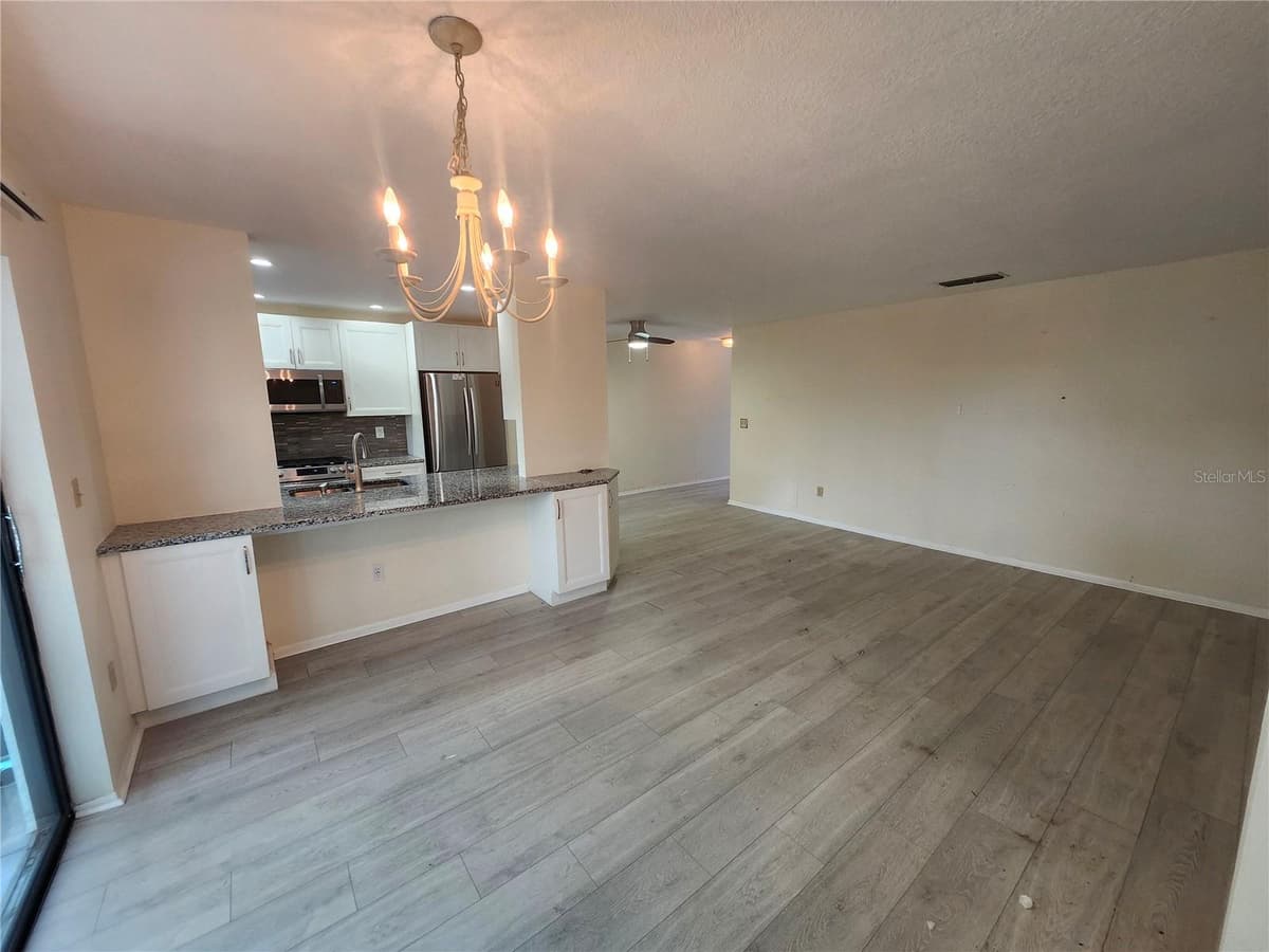 5970 80TH STREET — photo 8 of 25