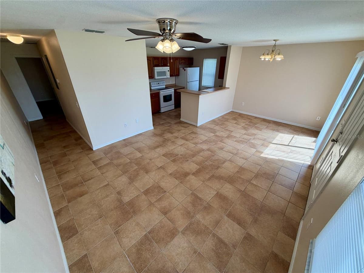 8076 JUNIPER ROAD — photo 17 of 33