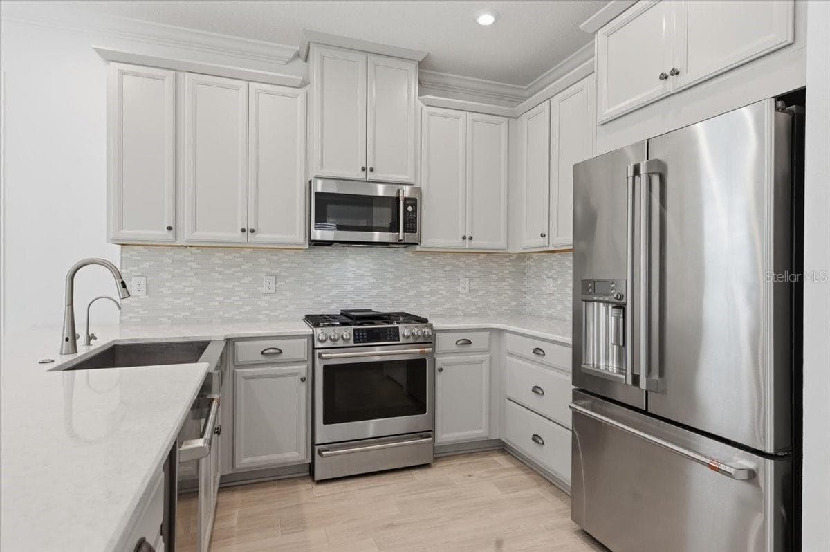 8370 VELDA TRAIL — photo 15 of 64