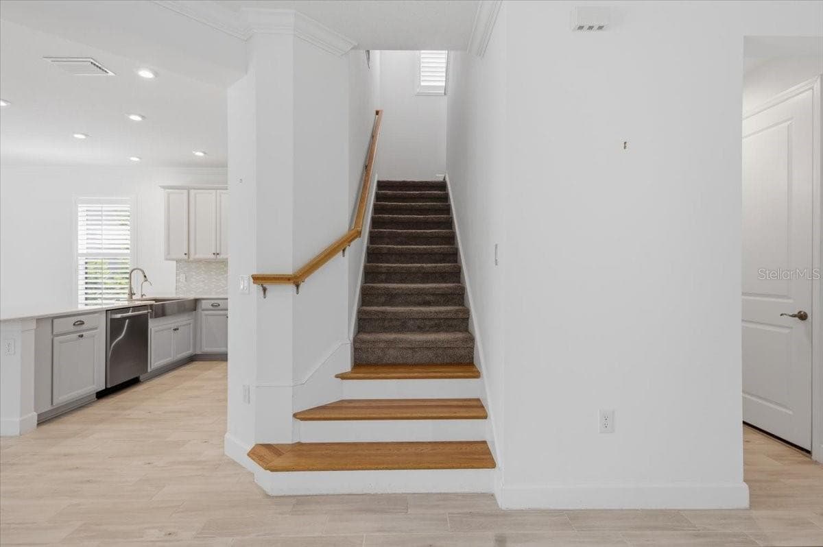8370 VELDA TRAIL — photo 18 of 64