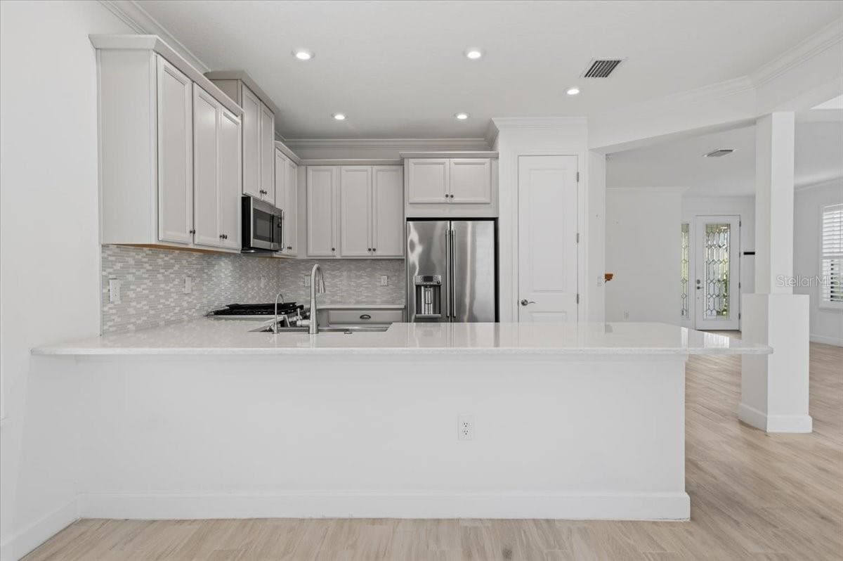 8370 VELDA TRAIL — photo 10 of 64