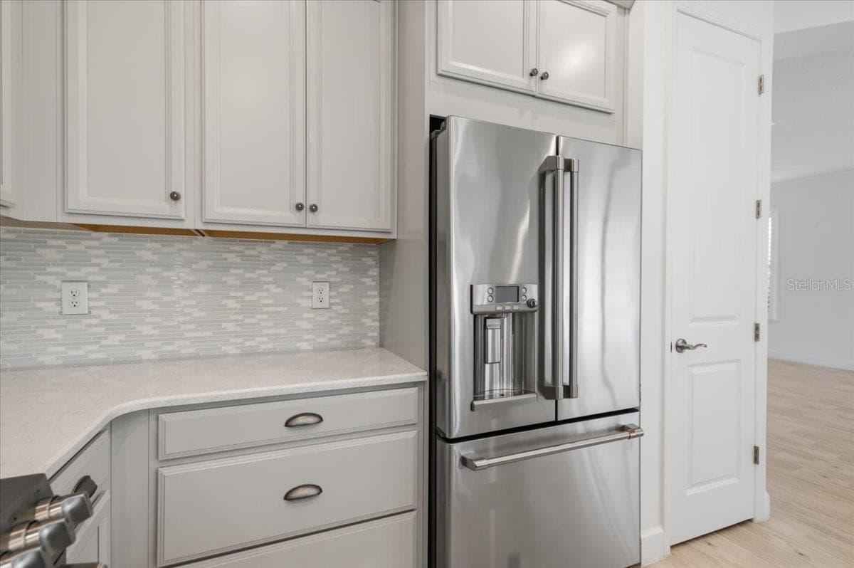 8370 VELDA TRAIL — photo 14 of 64