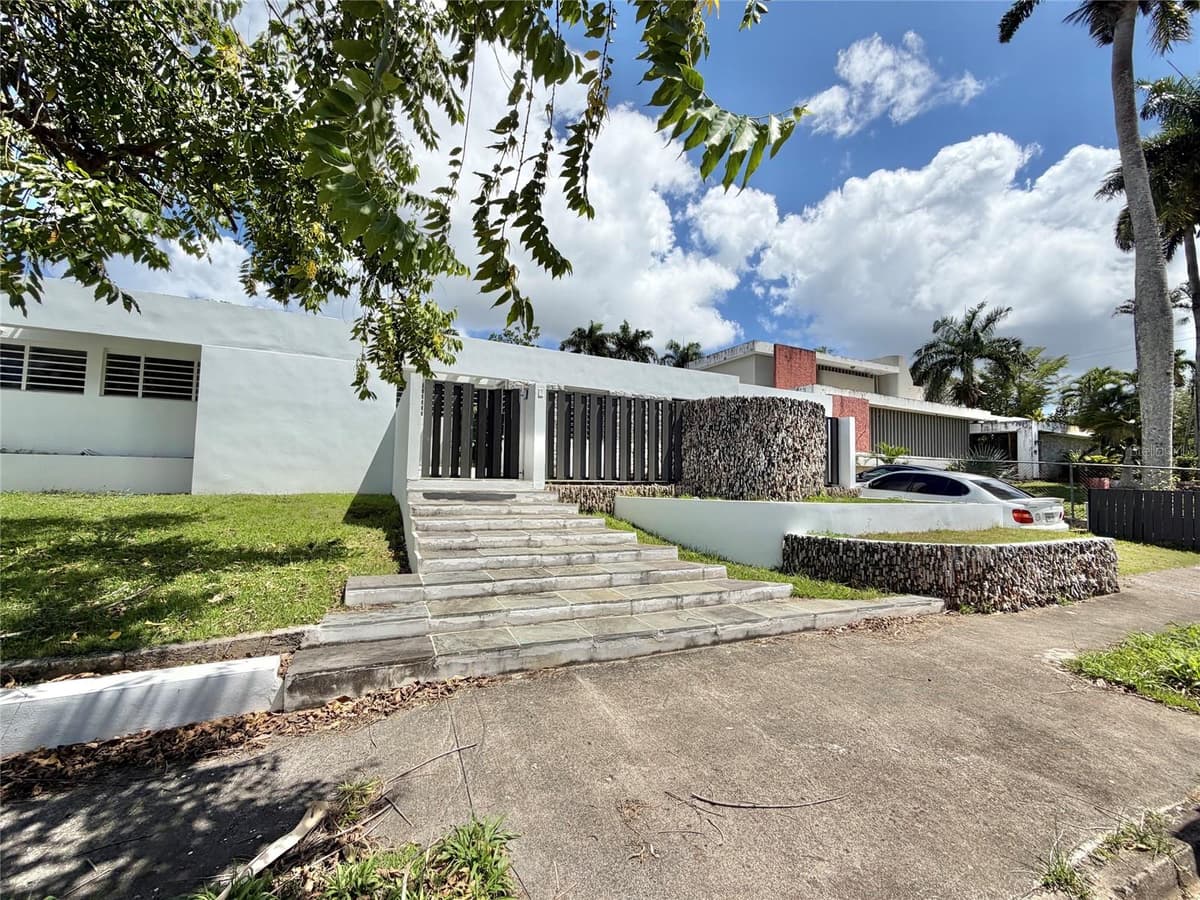 1709 CALLE LILAS — photo 3 of 66