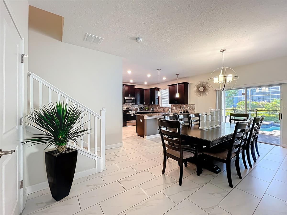 9018 STINGER DRIVE — photo 8 of 50