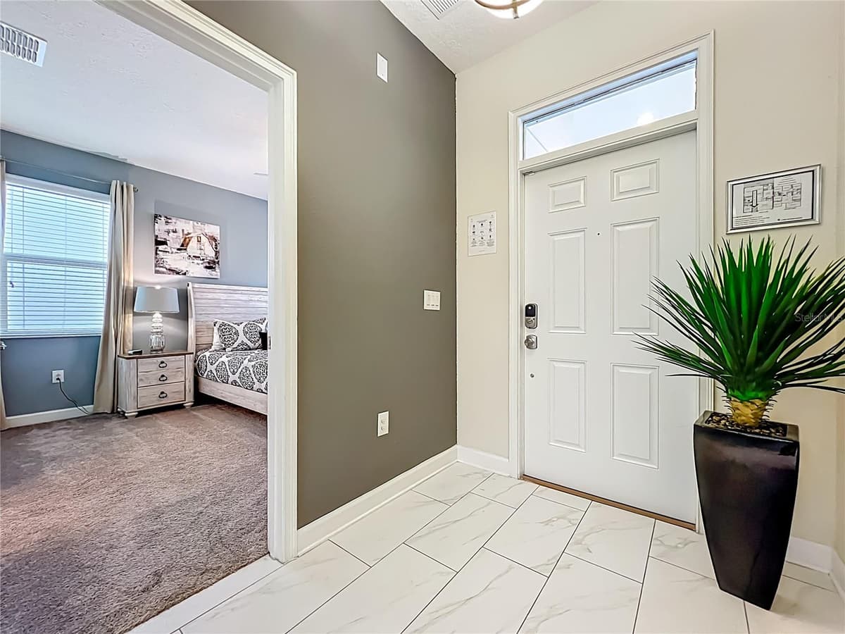 9018 STINGER DRIVE — photo 3 of 50